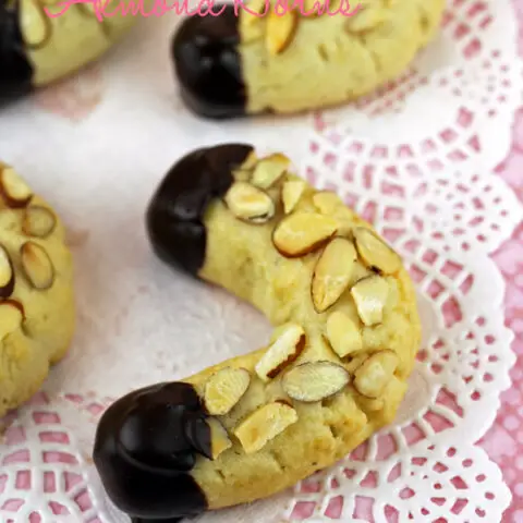 CHOCOLATE DIPPED ALMOND HORN COOKIE