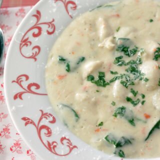 Olive Garden Chicken Gnocchi Soup